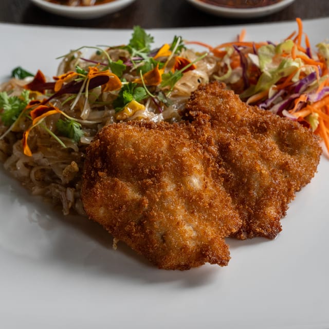 L Cheesy Chicken Katsu Curry.